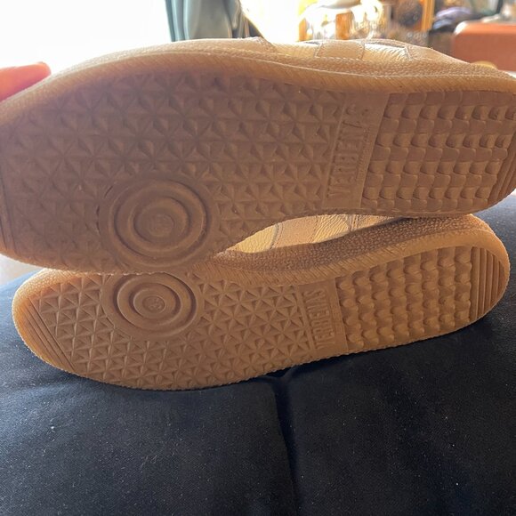 VERBENAS sneaker - size 8 wmns - Picture 7 of 9
